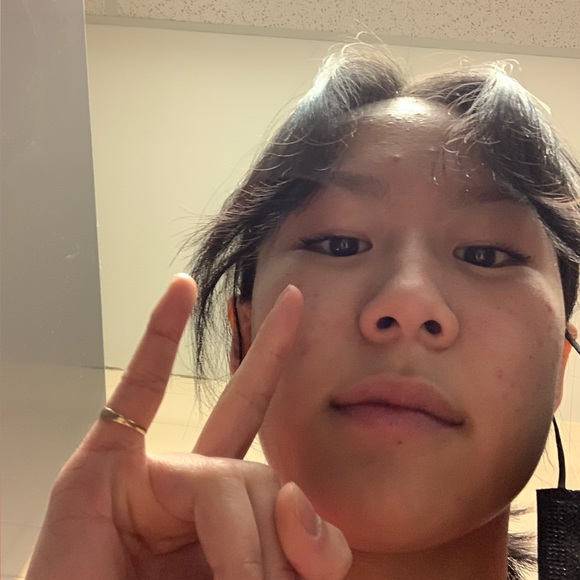 Meet your Posher, Kira - Picture 1 of 1